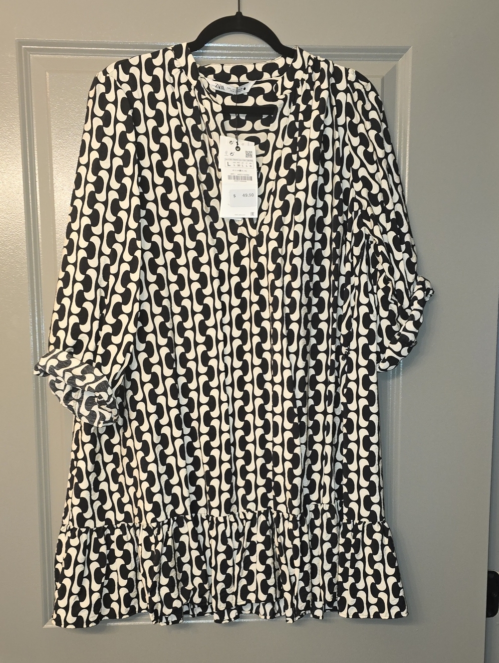 Zara Black and White Geometric Ruffle-Hem Mini Dress